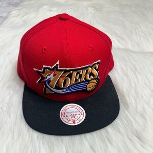 Philadelphia 76ers Mitchell & Ness NBA Hardwood Classics Red Snapback Hat